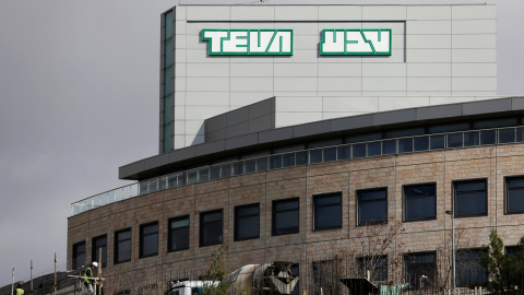 Sede de la farmacéutica Teva en Jerusalén. REUTERS/Ammar Awad Sede de la farmacéutica Teva en Jerusalén. REUTERS/Ammar Awad