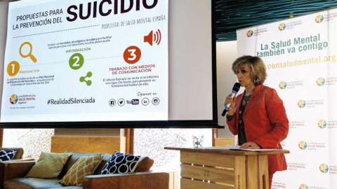 La ministra de Sanidad, María Luisa Carcedo, durante la inauguración de la 'Jornada sobre la Prevención del Suicidio: Una realidad silenciada'. (JAVIER LIZÓN | EFE) La ministra de Sanidad, María Luisa Carcedo, durante la inauguración de la 'Jornada sobre la Prevención del Suicidio: Una realidad silenciada'. (JAVIER LIZÓN | EFE)