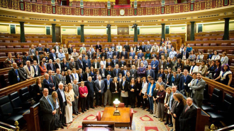 Participantes en las primeras jornadas de Ciencia en el Parlamento en el Congreso de los Diputados, con la presidenta Ana Pastor. / Congreso Participantes en las primeras jornadas de Ciencia en el Parlamento en el Congreso de los Diputados, con la presidenta Ana Pastor. / Congreso
