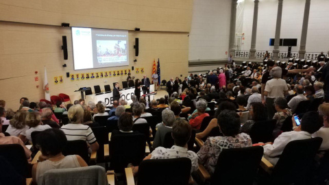 El paranimf de la Universitat de Barcelona s'ha omplert en l'acte organitzat per Foreing Friends of Catalonia i el Col·lectiu Clínic per la Democràcia. ÀNGEL FERRERO El paranimf de la Universitat de Barcelona s'ha omplert en l'acte organitzat per Foreing Friends of Catalonia i el Col·lectiu Clínic per la Democràcia. ÀNGEL FERRERO