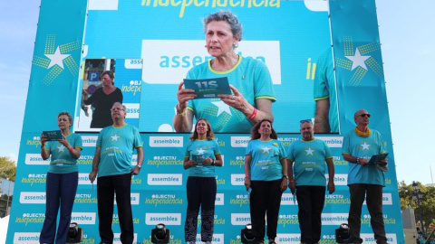 Els lectors del manifest de l'ANC durant la Diada. ASSEMBLEA