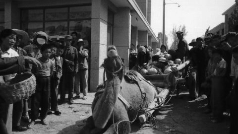 Mercado en Jiayuguang