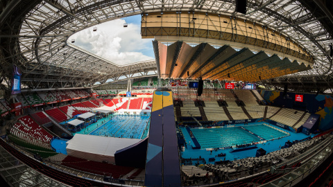 La imagen muestra el estadio Kazan Arena donde se celebra el Campeonato Mundial FINA 2015 en Kazán, el 30 de julio de 2015. AFP PHOTO / FRANCOIS XAVIER MARIT