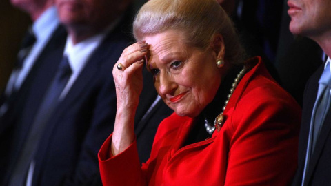 Bronwyn Bishop, presidenta del parlamento europeo, ha tenido que dimitir por los gastos innecesarios que realizó en transporte. REUTERS Bronwyn Bishop, presidenta del parlamento europeo, ha tenido que dimitir por los gastos innecesarios que realizó en transporte. REUTERS