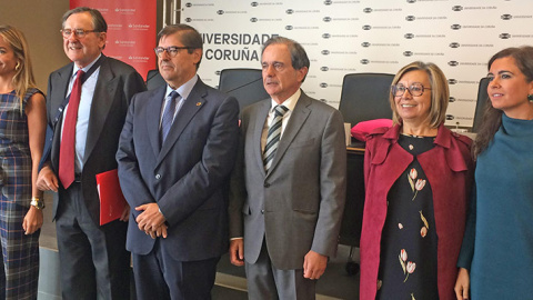 Santander y Fundación Universia, por la empleabilidad de los discapacitados intelectuales Santander y Fundación Universia, por la empleabilidad de los discapacitados intelectuales