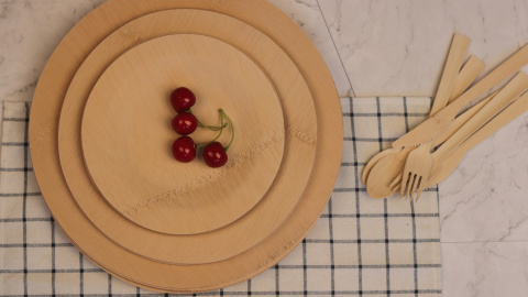 Vajilla de bambú. Vajilla de bambú.