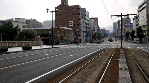 El después del tranvía visto desde el puente  Aioi en Hiroshima.- REUTERS
