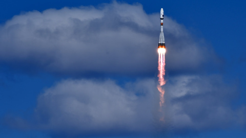Despegue del Soyuz VS14 desde el puerto espacial Europeo. REUTERS/Kirill Kudryavtsev/Pool