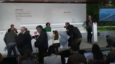 Botín: "la inflación es un cáncer que hay que parar" y hay que bajar el paro Botín: "la inflación es un cáncer que hay que parar" y hay que bajar el paro