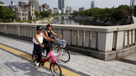El después del puente Aioi desde el cual se ve la llamada 'the Atomic Bomb Dome' (La cúpula de la bomba atómica) en Hiroshima.- REUTERS.