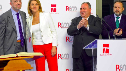 Nacho Villa y María Dolores de Cospedal.- EFE Nacho Villa y María Dolores de Cospedal.- EFE