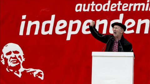 Tasio Erkizia Almandoz, el histórico dirigente de la izquierda abertzale que fue condenado por la Audiencia Nacional a la pena de un año de prisión y siete de inhabilitación absoluta por enaltecer al miembro de ETA José Miguel Beñaran, Arga Tasio Erkizia Almandoz, el histórico dirigente de la izquierda abertzale que fue condenado por la Audiencia Nacional a la pena de un año de prisión y siete de inhabilitación absoluta por enaltecer al miembro de ETA José Miguel Beñaran, Arga