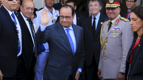 El Presidente francés Francois Hollande a su llegada a la ceremonia de apertura del nuevo Canal de Suez, en Ismailia, Egipto, 6 de agosto de 2015. REUTERS / Amr Abdallah Dalsh