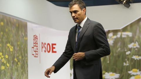 Según Sánchez, la decisión del Parlament de Cataluña de aprobar la vía unilateral para la desconexión un "abierto desafío" contra la legalidad y "viola la Constitución y el Estatut". EFE/Borja Puig Según Sánchez, la decisión del Parlament de Cataluña de aprobar la vía unilateral para la desconexión un "abierto desafío" contra la legalidad y "viola la Constitución y el Estatut". EFE/Borja Puig