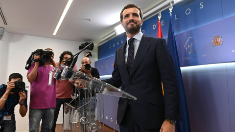 17/09/2019.- El presidente del PP, Pablo Casado, durante la rueda de prensa ofrecida esta tarde en el Congreso de los Diputados, tras su audiencia con el rey Felipe, en el marco de la segunda jornada de la ronda de consultas. / EFE - FERNAN 17/09/2019.- El presidente del PP, Pablo Casado, durante la rueda de prensa ofrecida esta tarde en el Congreso de los Diputados, tras su audiencia con el rey Felipe, en el marco de la segunda jornada de la ronda de consultas. / EFE - FERNAN