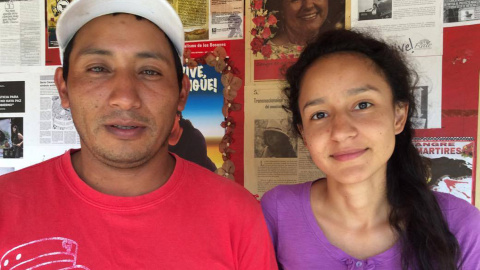 Bertha Zúñiga, hija de la asesinada Berta Cáceres, con el nuevo coordinador del COPINH, Tomás Gómez Membreño. Bertha Zúñiga, hija de la asesinada Berta Cáceres, con el nuevo coordinador del COPINH, Tomás Gómez Membreño.