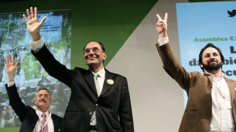 José Antonio Ortega Lara, Alejo Vidal-Quadras y Santiago Abascal en una imagen de archivo. EFE José Antonio Ortega Lara, Alejo Vidal-Quadras y Santiago Abascal en una imagen de archivo. EFE