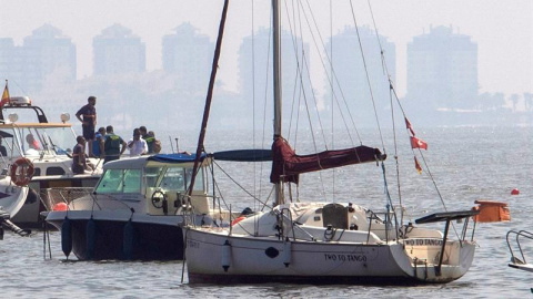 Varios miembros de la guardia civil y protección civil trabajan en el lugar en el que una avioneta de instrucción elemental 'Enaer T-35C Pillán' o Tamiz de la Academia General del Aire (AGA) de San Javier ocupada por un profesor y su alumno Varios miembros de la guardia civil y protección civil trabajan en el lugar en el que una avioneta de instrucción elemental 'Enaer T-35C Pillán' o Tamiz de la Academia General del Aire (AGA) de San Javier ocupada por un profesor y su alumno