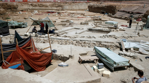 Vista del cementerio Falyron Delta en Atenas donde se está investigando sobre las víctimas de una ejecución en masa que pudo haber tenido lugar hace más de 2.500 años. REUTERS/Alkis Konstantinidis