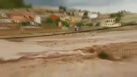 Alerta de fuertes lluvias en 21 provincias Alerta de fuertes lluvias en 21 provincias