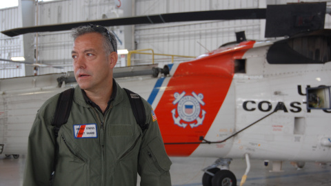 Ian Urbina, en uno de sus viajes para investigar los mares. Ian Urbina, en uno de sus viajes para investigar los mares.