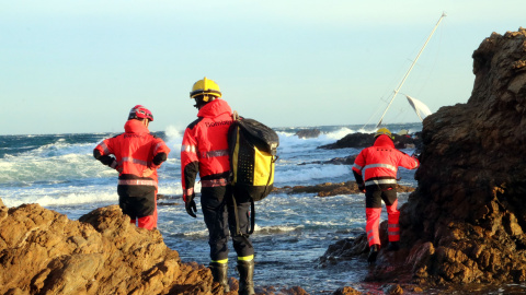 Efectius dels Bombers en un accidet al Port de la Selva Efectius dels Bombers en un accidet al Port de la Selva