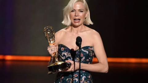 Michelle Williams durante su discurso de los Emmy Michelle Williams durante su discurso de los Emmy