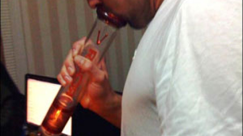 michael phelps tobacco Phelps se disculpa tras aparecer fotografiado fumando marihuana