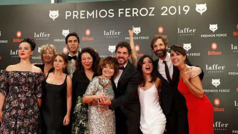 El equipo de 'Arde Madrid' posa para los fotógrafos. (EFE) El equipo de 'Arde Madrid' posa para los fotógrafos. (EFE)