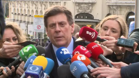 Las familias de los niños asesinados asisten al debate por la prisión permanente revisable Las familias de los niños asesinados asisten al debate por la prisión permanente revisable