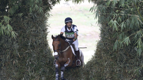 El jinete español Albert Hermoso durante la carrera de campo a través. /REUTERS El jinete español Albert Hermoso durante la carrera de campo a través. /REUTERS