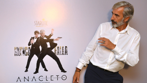 El actor Imanol Arias durante la presentación de la película 'Anacleto, agente secreto' que ha tenido lugar en el marco del festival Starlite de Marbella. EFE/Alf El actor Imanol Arias durante la presentación de la película 'Anacleto, agente secreto' que ha tenido lugar en el marco del festival Starlite de Marbella. EFE/Alf