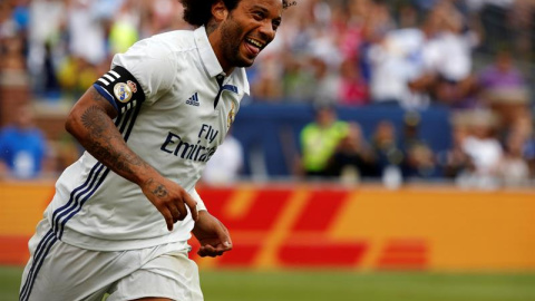 Marcelo celebra un gol durante un amistoso contra el Chelsea. EFE/JEFF KOWALSKY Marcelo celebra un gol durante un amistoso contra el Chelsea. EFE/JEFF KOWALSKY