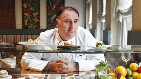 El cocinero José Andrés en su restaurante Minibar. AP El cocinero José Andrés en su restaurante Minibar. AP
