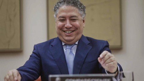 El secretario de Estado de Seguridad Social, Tomás Burgos, detalla las principales líneas del proyecto de ley de presupuestos para el próximo año durante su comparecencia hoy ante la comisión de Presupuestos del Congreso. EFE/Emilio Naranjo El secretario de Estado de Seguridad Social, Tomás Burgos, detalla las principales líneas del proyecto de ley de presupuestos para el próximo año durante su comparecencia hoy ante la comisión de Presupuestos del Congreso. EFE/Emilio Naranjo