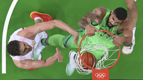 UN momento del España-Brasil de baloncesto. /REUTERS