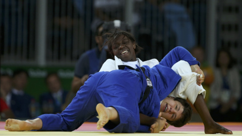 María Bernabéu contra la alemana Laura Vargas. /REUTERS María Bernabéu contra la alemana Laura Vargas. /REUTERS