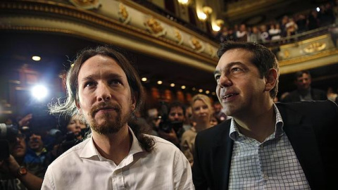 Pablo Iglesias y Alexis Tsipras, en un acto de Podemos en Madrid, en 2014.- REUTERS Pablo Iglesias y Alexis Tsipras, en un acto de Podemos en Madrid, en 2014.- REUTERS