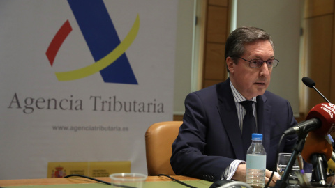 El director general de la Agencia Tributaria, Santiago Menéndez, expone en rueda de prensa los resultados de lucha contra el fraude fiscal de 2017. EFE/Zipi El director general de la Agencia Tributaria, Santiago Menéndez, expone en rueda de prensa los resultados de lucha contra el fraude fiscal de 2017. EFE/Zipi