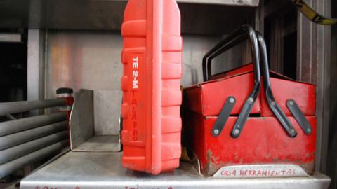 : Los camiones están desprovistos de herramientas tan esenciales como las radiales. – David Bollero. : Los camiones están desprovistos de herramientas tan esenciales como las radiales. – David Bollero.