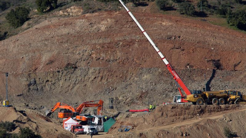 24/01/2019.- La Brigada de Salvamento Minero desplazada desde Asturias ha comenzado sus trabajos para entrar en el túnel para rescatar a Julen, el niño de 2 años que cayó a un pozo estrecho y profundo el pasado 13 de enero en Totalan (Málag 24/01/2019.- La Brigada de Salvamento Minero desplazada desde Asturias ha comenzado sus trabajos para entrar en el túnel para rescatar a Julen, el niño de 2 años que cayó a un pozo estrecho y profundo el pasado 13 de enero en Totalan (Málag