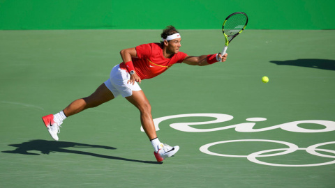 Nadal, durante el partido ante Del Potro. REUTERS/Toby Melville Nadal, durante el partido ante Del Potro. REUTERS/Toby Melville