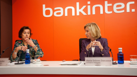 La consejera delegada de Bankinter, María Concepción Dancausa (d), con la directora financiera del banco, Gloria Hernández (i), en la presentación de resultados anuales de la entidad. La consejera delegada de Bankinter, María Concepción Dancausa (d), con la directora financiera del banco, Gloria Hernández (i), en la presentación de resultados anuales de la entidad.