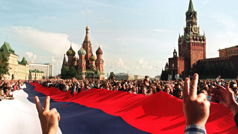 Celebraciones en Moscú tras el golpe fallido de agosto en 1991. AFP Celebraciones en Moscú tras el golpe fallido de agosto en 1991. AFP