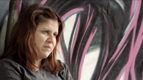 Una de las víctimas que explica su vivencia en el documental de Mabel Lozano.