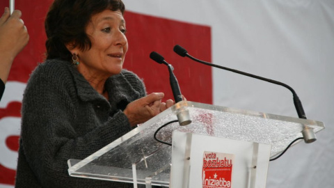 Ángeles Maestro durante un mitin.- WIKIPEDIA Ángeles Maestro durante un mitin.- WIKIPEDIA