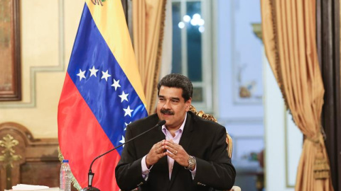 El presidente de Venezuela, Nicolás Maduro, mientras participa en un acto de gobierno, donde recibe a funcionarios diplomáticos venezolanos. EFE El presidente de Venezuela, Nicolás Maduro, mientras participa en un acto de gobierno, donde recibe a funcionarios diplomáticos venezolanos. EFE