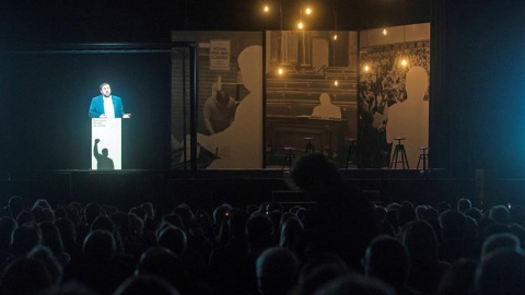 L'holograma d'Oriol Junqueras. EFE / QUIQUE GARCÍA L'holograma d'Oriol Junqueras. EFE / QUIQUE GARCÍA
