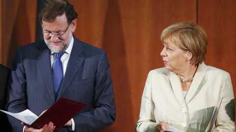 El presidente del Gobierno, mariano Rajoy, junto a al canciller alemana, Angela Merkel, en un encuentro en BerlÍn.- REUTERS El presidente del Gobierno, mariano Rajoy, junto a al canciller alemana, Angela Merkel, en un encuentro en BerlÍn.- REUTERS