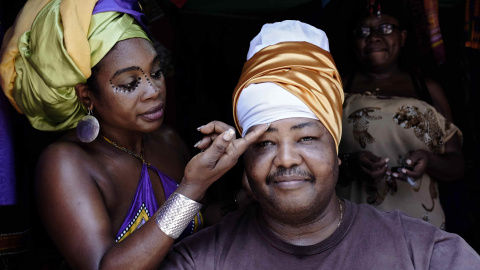 Con un desfile lleno de color y alegría los costarricenses celebraron el Día de la Persona Negra y la Cultura Afrocostarricense en la provincia de Limón, a 150 kilómetros de San José (Costa Rica). EFE/JEFFREY ARGUEDAS